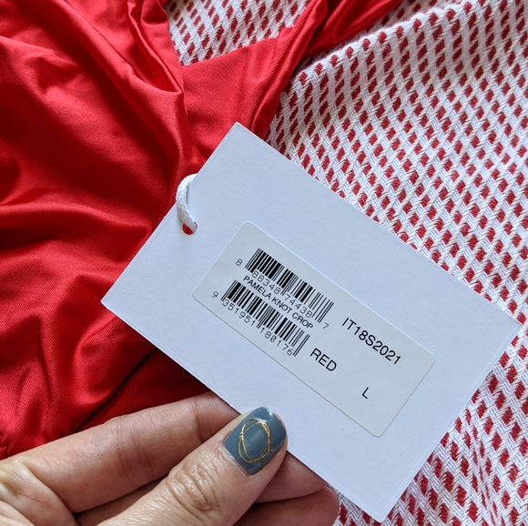 Summer 🌞 SALE Revolve Twiin Red, Size L Bikini Top, Pamela Knot Twist Large - Picture 3 of 11